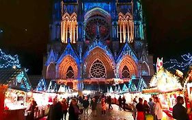 CATHÉDRALE/Cossu/Confortable/Spacieux